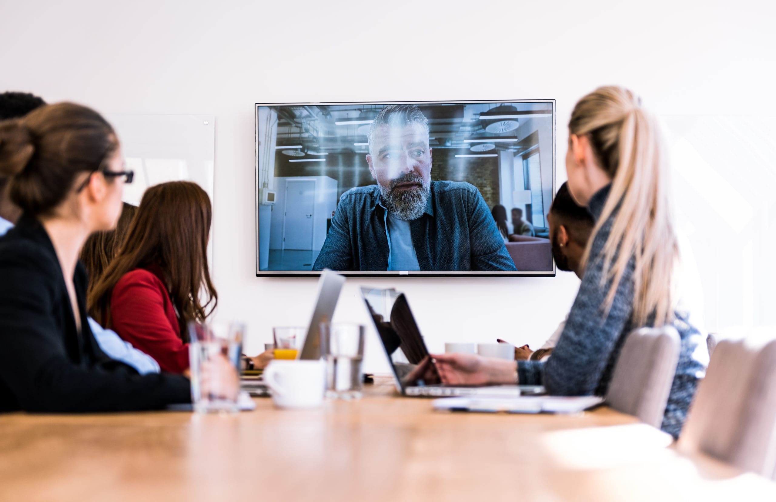 Att leda workshops och kreativa möten fysiskt och online